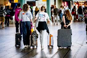 Illustration - Summer Holidays Airport Departures