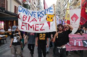 Anti Gouvernement Protest in Izmir -Turkey