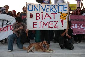 Anti Gouvernement Protest in Izmir -Turkey