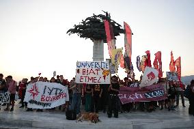Anti Gouvernement Protest in Izmir -Turkey