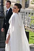PFW Bal D Ete Outside Arrivals