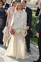 PFW Bal D Ete Outside Arrivals
