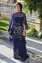 PFW Bal D Ete Outside Arrivals