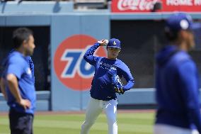 Baseball:Yoshinobu Yamamoto