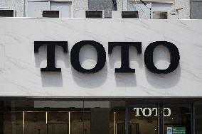 TOTO