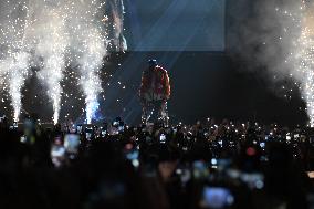 Chris Brown Concert - Paris