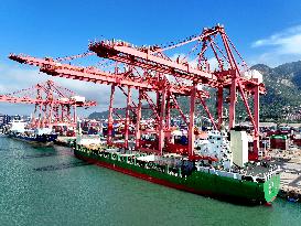 Port Container Trade