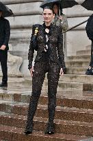 PFW Schiaparelli Outside Arrivals