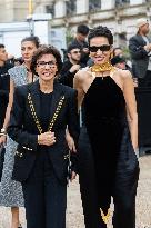 PFW Schiaparelli Outside Arrivals NB