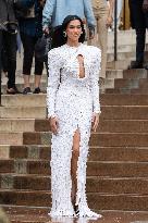PFW Schiaparelli Outside Arrivals NB