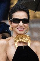 PFW Schiaparelli Outside Arrivals NB