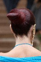 PFW Schiaparelli Outside Arrivals NB