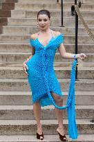 PFW Schiaparelli Outside Arrivals NB