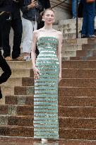 PFW Schiaparelli Outside Arrivals NB