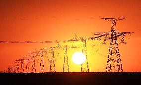 Illustration - Electricity Transmission