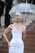 PFW Schiaparelli Arrivals AM