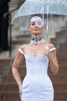 PFW Schiaparelli Arrivals AM