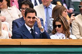 Wimbledon - Roger Federer In The Stands