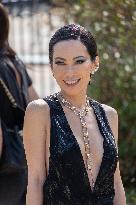 PFW Chanel Outside Arrivals NB