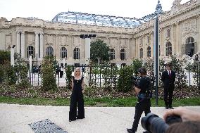 PFW Chanel Outside Arrivals NB