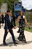 PFW - Chanel Outside Arrivals