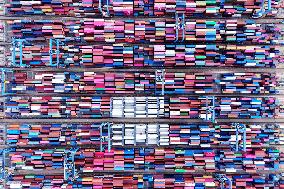 Foreign Trade Containers