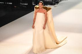 PFW - Stephane Rolland Runway in Paris FA