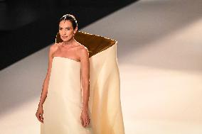 PFW - Stephane Rolland Runway in Paris FA
