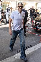 PFW ASHI Outside Arrivals NB