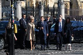 President Macron Pays Tribute to Winston Churchill - UK