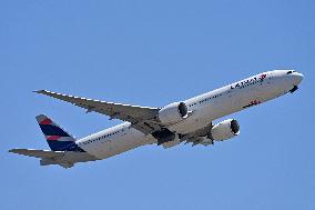 Planes to Fiumicino airport
