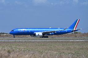 Planes to Fiumicino airport