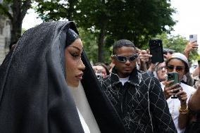 PFW - Stephane Rolland Outside Arrivals