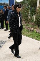 PFW - Chanel Outside Arrivals