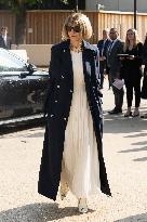 PFW - Chanel Outside Arrivals