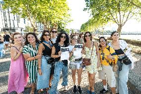 Fans At Jennifer Lopez Concert - Pontevedra