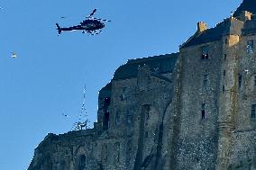 Zeus The Olympic Horse Arrives At Mont Saint-Michel