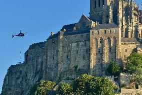 Zeus The Olympic Horse Arrives At Mont Saint-Michel