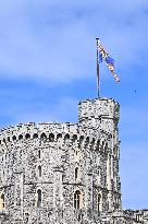Macron Visits The Windsor Castle Gardens - Berkshire