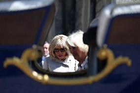 Macron Visits The Windsor Castle Gardens - Berkshire