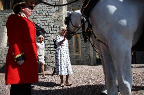 Macron Visits The Windsor Castle Gardens - Berkshire