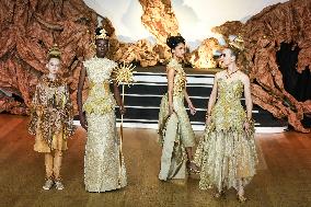 PFW - Franck Sorbier Runway in Paris FA