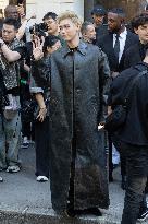PFW Balenciaga Outside Arrivals NB