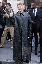 PFW Balenciaga Outside Arrivals NB