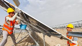 PV Construction in Xinjiang Gobi Desert