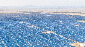 PV Construction in Xinjiang Gobi Desert