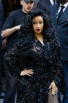 PFW Balenciaga Outside Arrivals NB