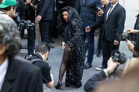 PFW Balenciaga Outside Arrivals NB