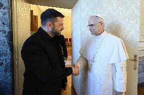 Pope Leo XIV Meets Volodymyr Zelensky in Castel Gandolfo