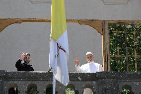 Pope Leo XIV Meets Volodymyr Zelensky in Castel Gandolfo
